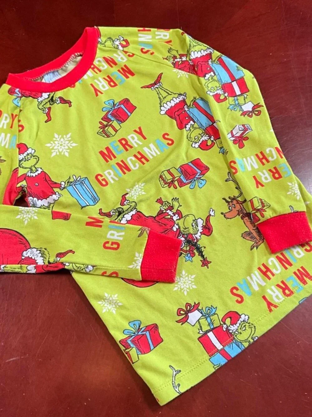 Kids The Grinch Christmas Holiday Sleepwear Lightweight COZY Pajama Set Sz 5T